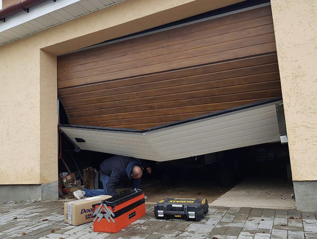 Emergency Garage Door Services
